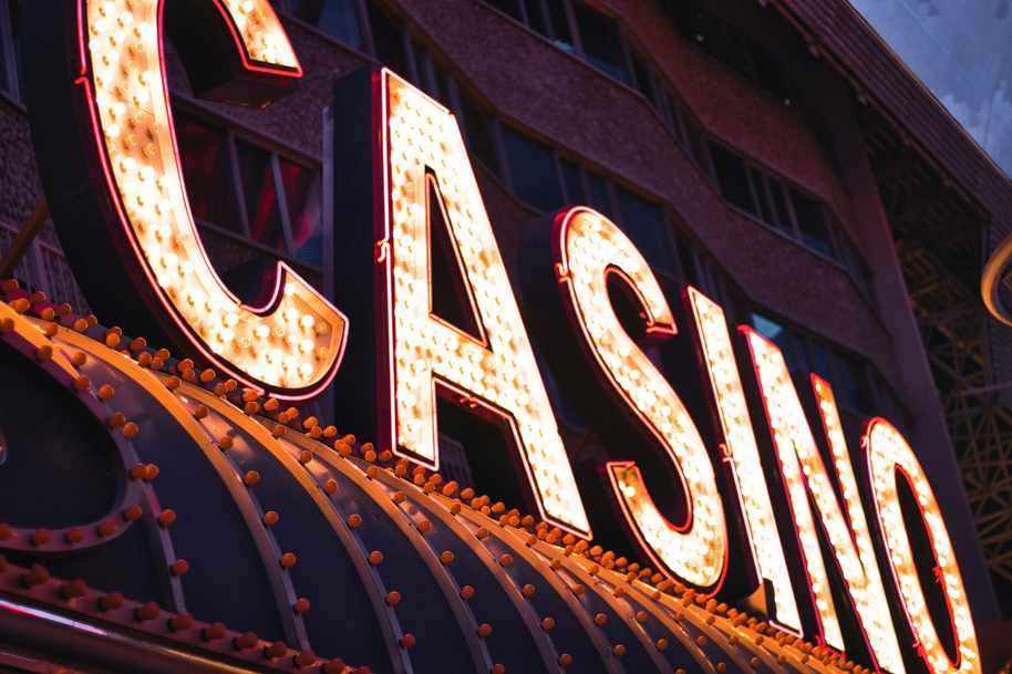 https://lionslots-casino.com